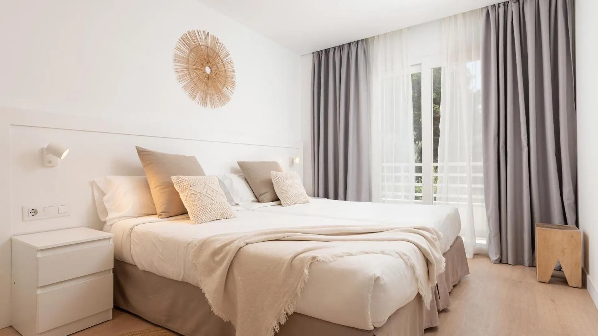Baulo Mar Apartments Can Picafort  Spain
